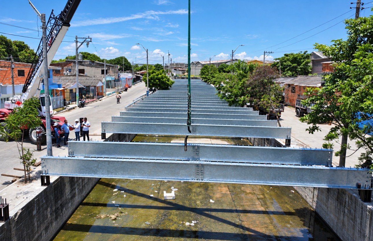 Montaje de vigas armadas de acero estructural